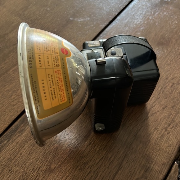 Antique Camera. Great to Display. - Picture 2 of 6